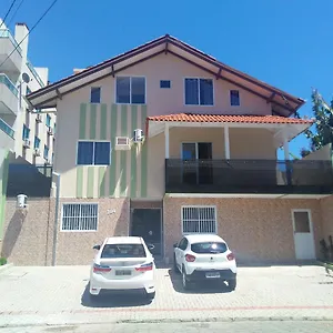 Residencial Rouxinol Apartamento Bombinhas